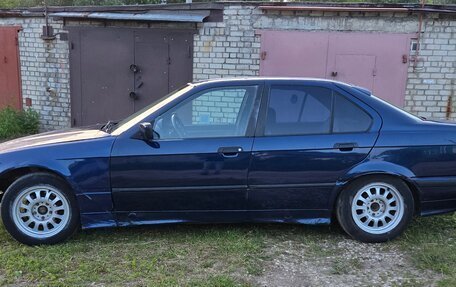 BMW 3 серия, 1993 год, 299 000 рублей, 8 фотография