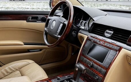 Volkswagen Phaeton I рестайлинг, 2008 год, 1 000 000 рублей, 14 фотография
