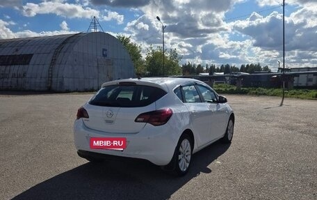 Opel Astra J, 2012 год, 550 000 рублей, 3 фотография