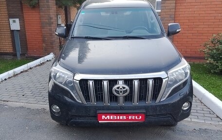Toyota Land Cruiser Prado 150 рестайлинг 2, 2013 год, 2 999 999 рублей, 1 фотография