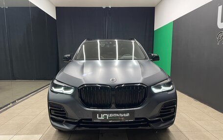 BMW X5, 2018 год, 4 999 000 рублей, 2 фотография