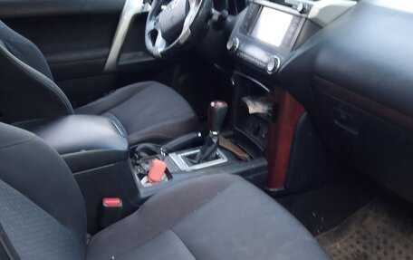 Toyota Land Cruiser Prado 150 рестайлинг 2, 2013 год, 2 999 999 рублей, 4 фотография