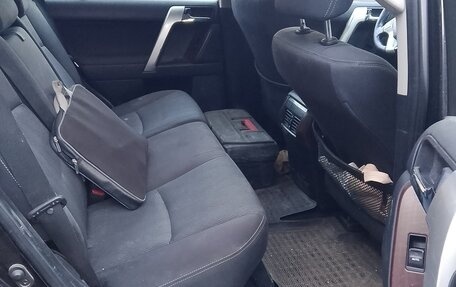 Toyota Land Cruiser Prado 150 рестайлинг 2, 2013 год, 2 999 999 рублей, 5 фотография