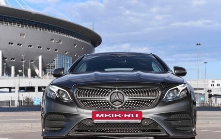 Mercedes-Benz E-Класс, 2017 год, 3 598 000 рублей, 2 фотография