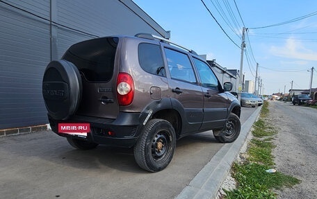 Chevrolet Niva I рестайлинг, 2018 год, 580 000 рублей, 5 фотография