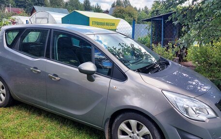 Opel Meriva, 2011 год, 650 000 рублей, 3 фотография