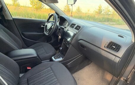 Volkswagen Polo VI (EU Market), 2016 год, 930 000 рублей, 12 фотография
