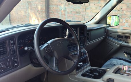 Chevrolet Tahoe II, 2004 год, 1 100 000 рублей, 2 фотография