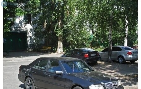 Mercedes-Benz C-Класс, 1993 год, 150 000 рублей, 4 фотография