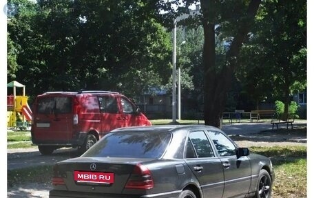 Mercedes-Benz C-Класс, 1993 год, 150 000 рублей, 5 фотография