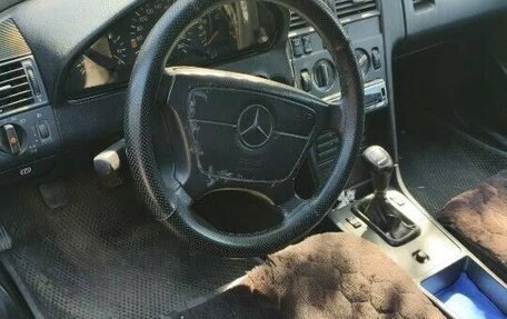 Mercedes-Benz C-Класс, 1993 год, 150 000 рублей, 11 фотография