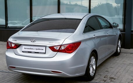 Hyundai Sonata VI, 2011 год, 999 000 рублей, 5 фотография