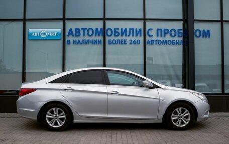 Hyundai Sonata VI, 2011 год, 999 000 рублей, 6 фотография