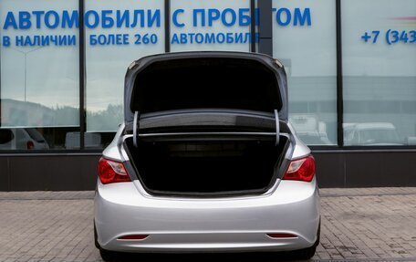 Hyundai Sonata VI, 2011 год, 999 000 рублей, 20 фотография