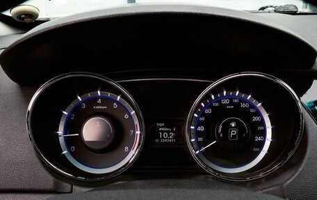 Hyundai Sonata VI, 2011 год, 999 000 рублей, 9 фотография