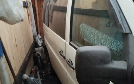 Mercedes-Benz Vito, 1998 год, 390 000 рублей, 3 фотография