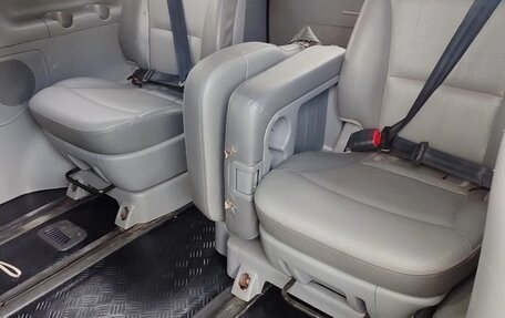 Hyundai Grand Starex Grand Starex I рестайлинг 2, 2010 год, 1 300 000 рублей, 23 фотография