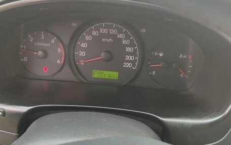 Hyundai Grand Starex Grand Starex I рестайлинг 2, 2010 год, 1 300 000 рублей, 28 фотография