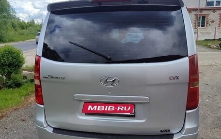 Hyundai Grand Starex Grand Starex I рестайлинг 2, 2010 год, 1 300 000 рублей, 33 фотография