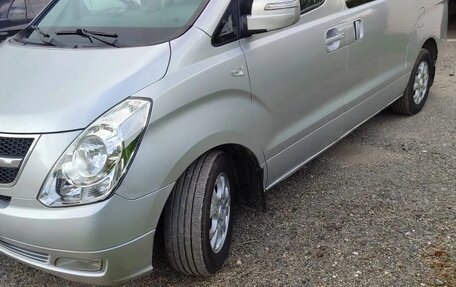 Hyundai Grand Starex Grand Starex I рестайлинг 2, 2010 год, 1 300 000 рублей, 37 фотография