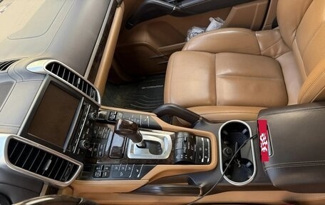 Porsche Cayenne III, 2016 год, 3 457 300 рублей, 7 фотография