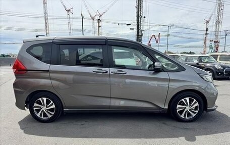 Honda Freed II, 2022 год, 1 389 666 рублей, 5 фотография