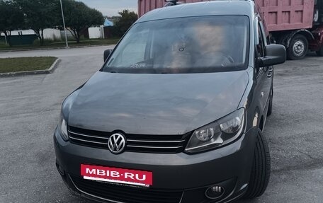 Volkswagen Caddy III рестайлинг, 2013 год, 750 000 рублей, 2 фотография