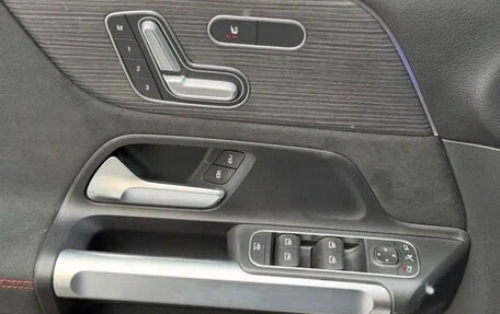 Mercedes-Benz GLB, 2023 год, 3 300 000 рублей, 8 фотография