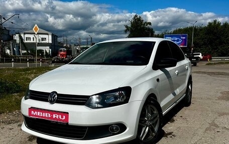 Volkswagen Polo VI (EU Market), 2014 год, 1 150 000 рублей, 1 фотография