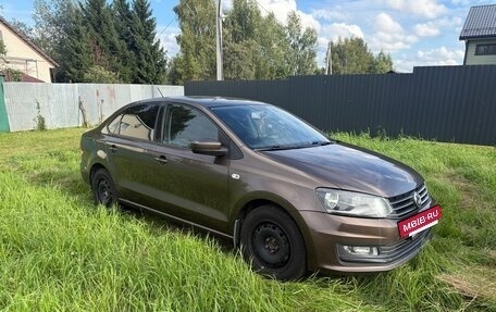 Volkswagen Polo VI (EU Market), 2017 год, 1 000 000 рублей, 2 фотография
