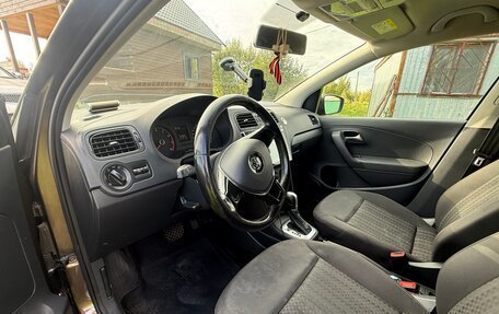 Volkswagen Polo VI (EU Market), 2017 год, 1 000 000 рублей, 8 фотография