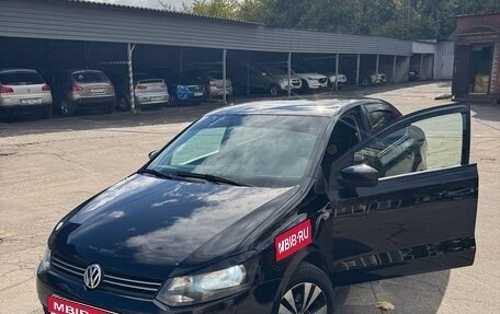 Volkswagen Polo VI (EU Market), 2015 год, 650 000 рублей, 1 фотография