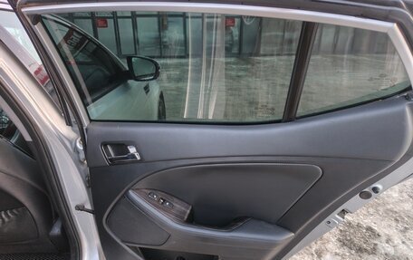 KIA Optima III, 2011 год, 1 050 000 рублей, 11 фотография