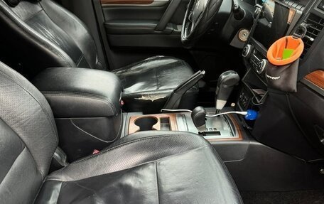 Mitsubishi Pajero IV, 2007 год, 900 000 рублей, 3 фотография