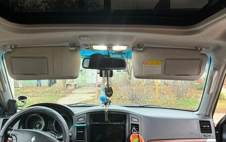 Mitsubishi Pajero IV, 2007 год, 900 000 рублей, 15 фотография