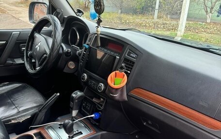 Mitsubishi Pajero IV, 2007 год, 900 000 рублей, 12 фотография