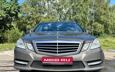 Mercedes-Benz E-Класс, 2012 год, 1 650 000 рублей, 1 фотография