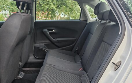Volkswagen Polo VI (EU Market), 2011 год, 1 100 000 рублей, 10 фотография