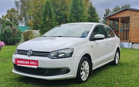 Volkswagen Polo VI (EU Market), 2011 год, 1 100 000 рублей, 2 фотография