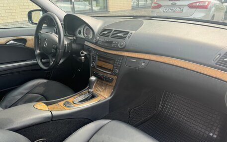 Mercedes-Benz E-Класс, 2008 год, 1 490 000 рублей, 30 фотография