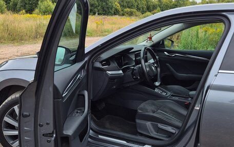 Skoda Octavia IV, 2020 год, 2 200 000 рублей, 31 фотография