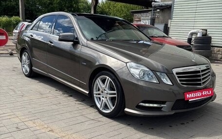Mercedes-Benz E-Класс, 2012 год, 1 650 000 рублей, 7 фотография