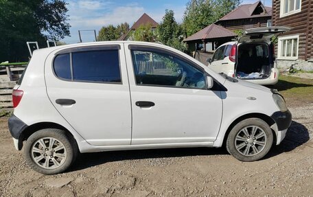 Toyota Vitz, 2000 год, 310 000 рублей, 3 фотография