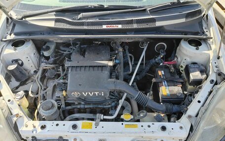 Toyota Vitz, 2000 год, 310 000 рублей, 8 фотография