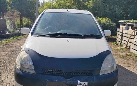 Toyota Vitz, 2000 год, 310 000 рублей, 2 фотография