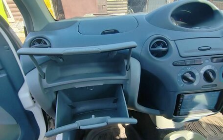 Toyota Vitz, 2000 год, 310 000 рублей, 15 фотография