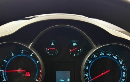Chevrolet Cruze II, 2012 год, 637 000 рублей, 8 фотография