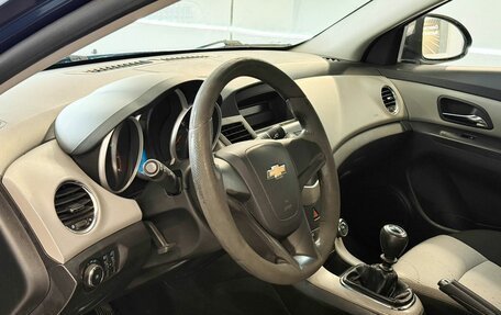 Chevrolet Cruze II, 2012 год, 637 000 рублей, 6 фотография