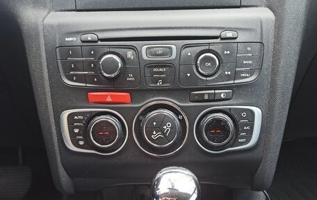 Citroen C4 II рестайлинг, 2014 год, 650 000 рублей, 11 фотография
