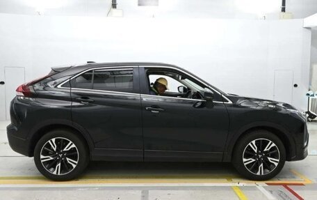 Mitsubishi Eclipse Cross, 2022 год, 2 530 000 рублей, 3 фотография